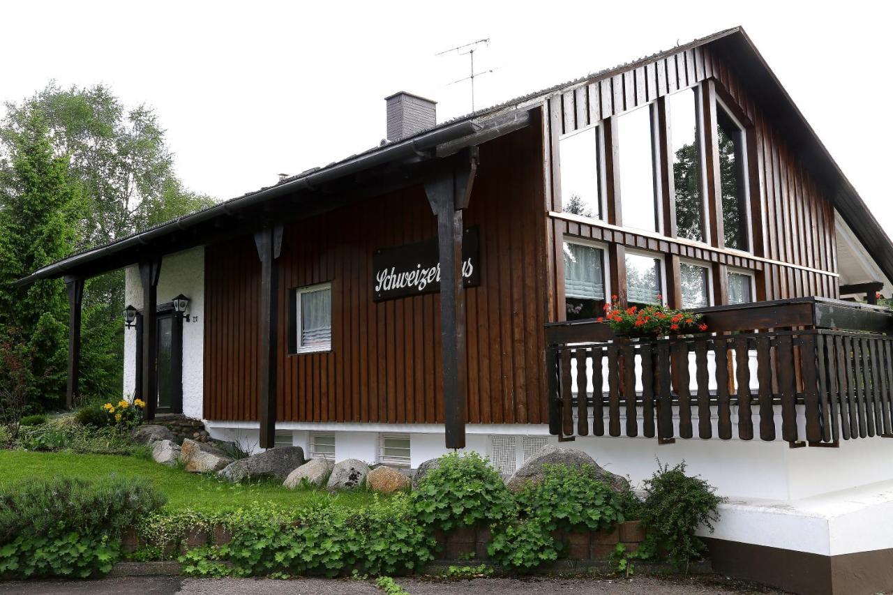 Landhotel Garni Schweizerhaus Schönwalde Buitenkant foto