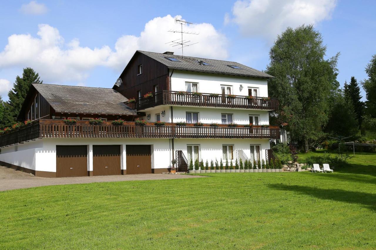 Landhotel Garni Schweizerhaus Schönwalde Buitenkant foto
