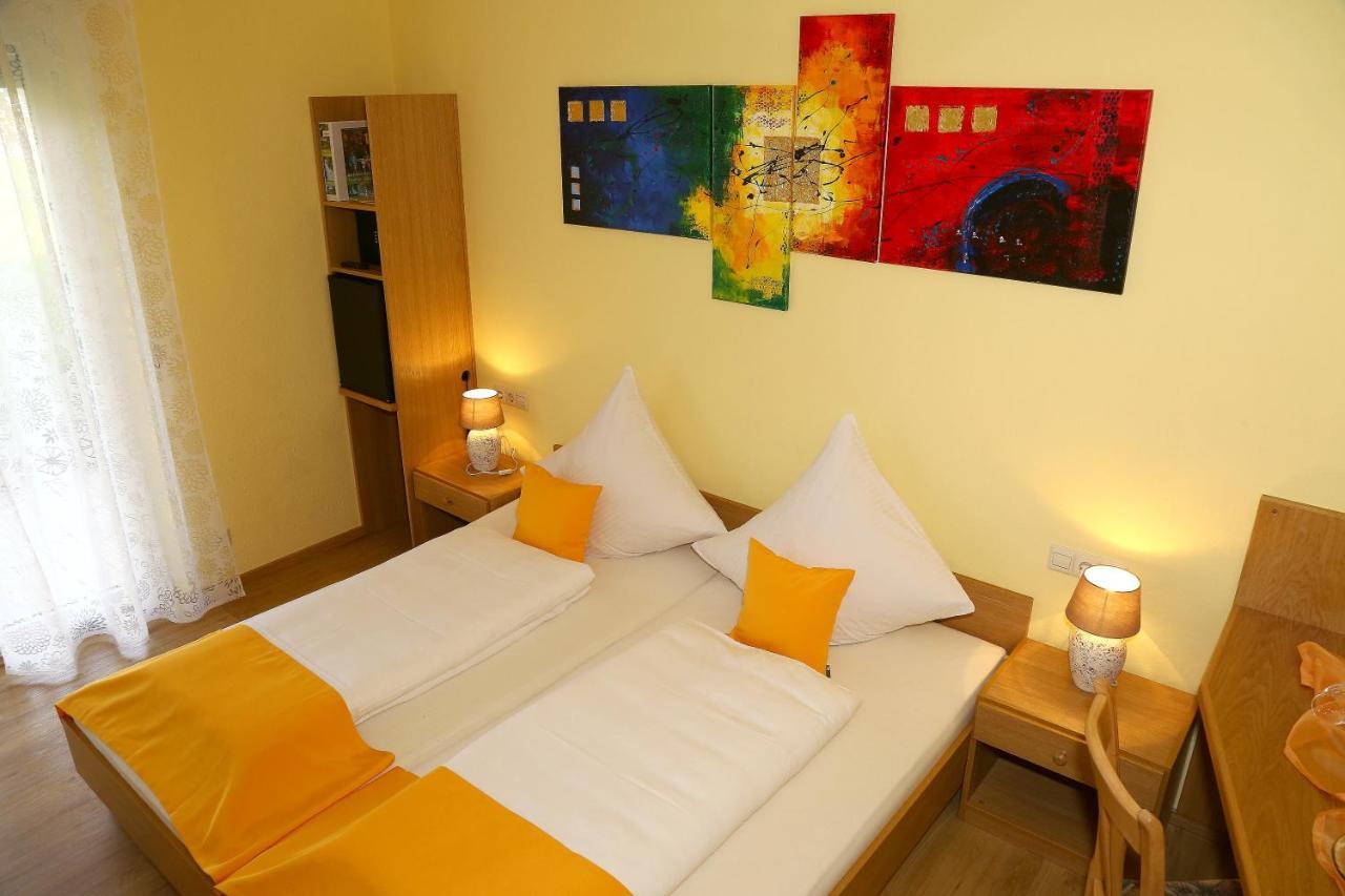 Landhotel Garni Schweizerhaus Schönwalde Buitenkant foto