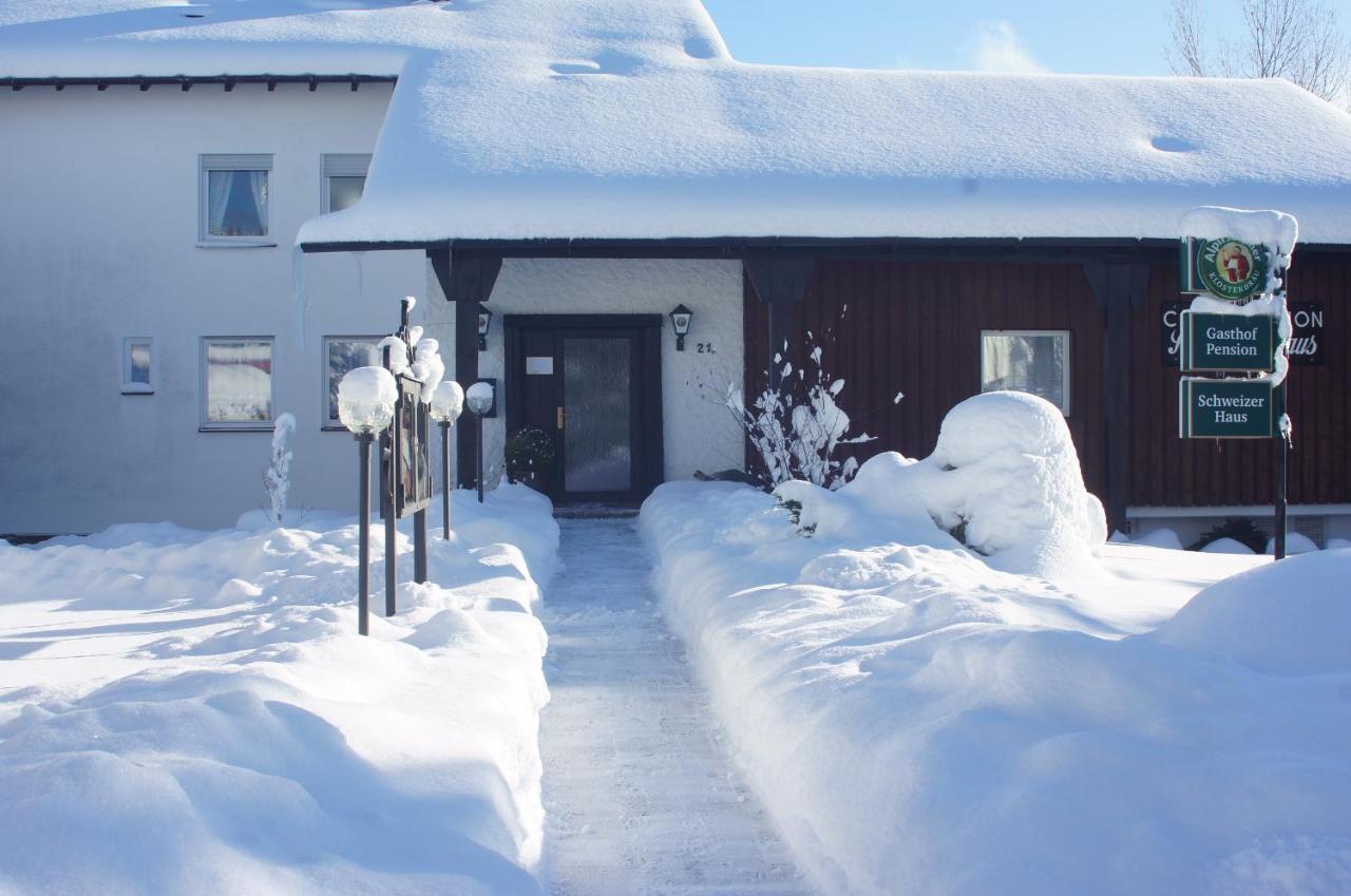 Landhotel Garni Schweizerhaus Schönwalde Buitenkant foto